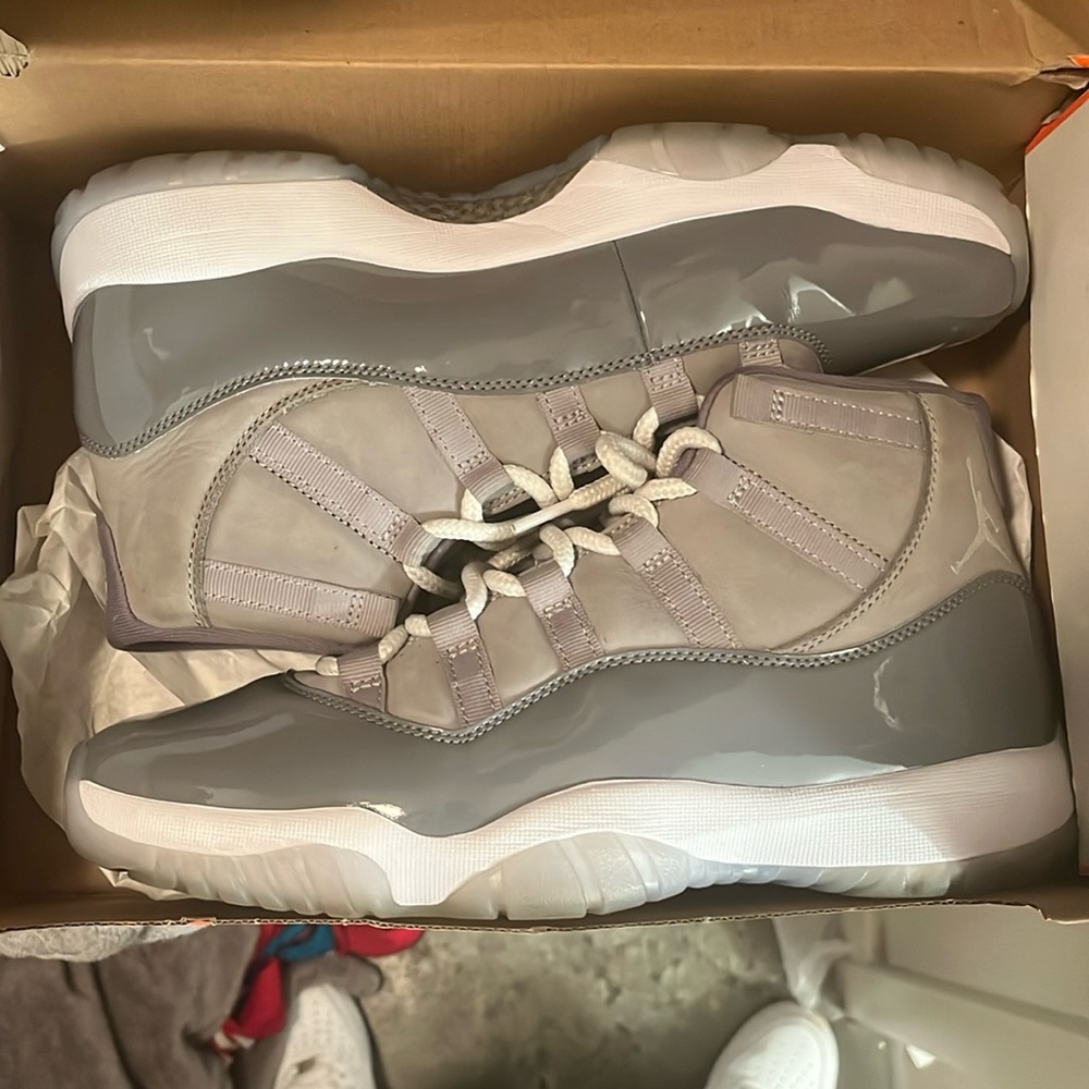 Retro 11’s Cool Grey